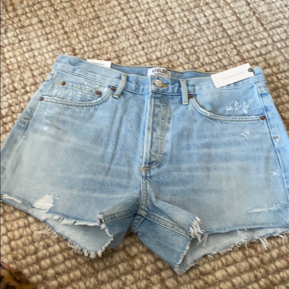 High waisted Micah boyfriend shorts.